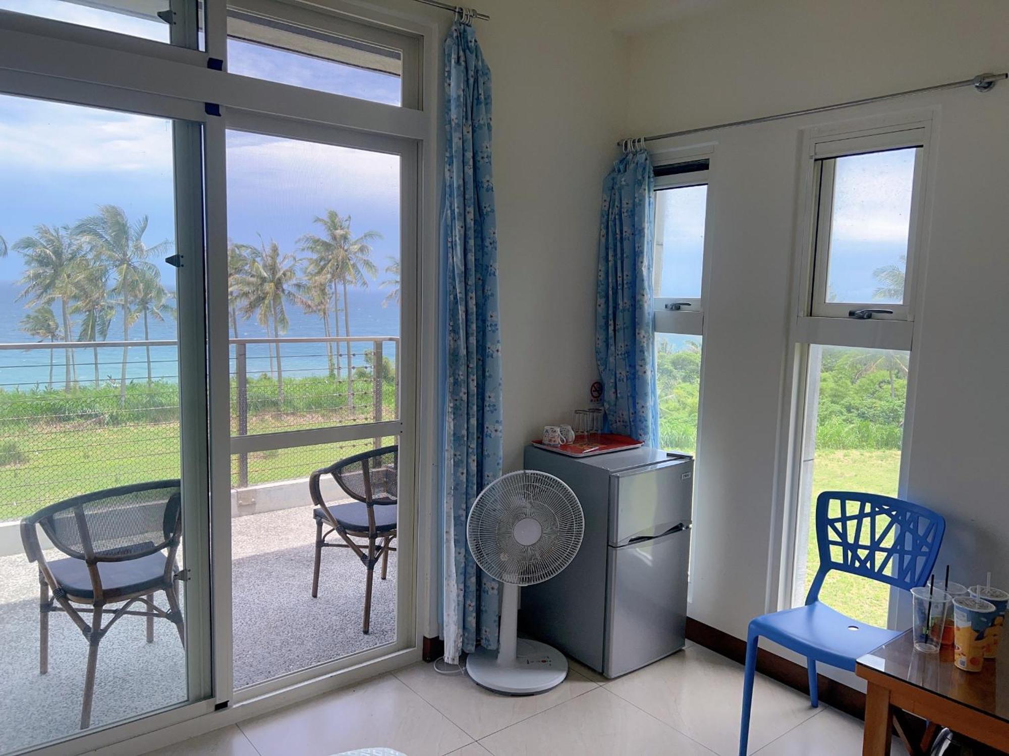 春夏秋冬海景民宿ocean View Motel Csengkung Kültér fotó